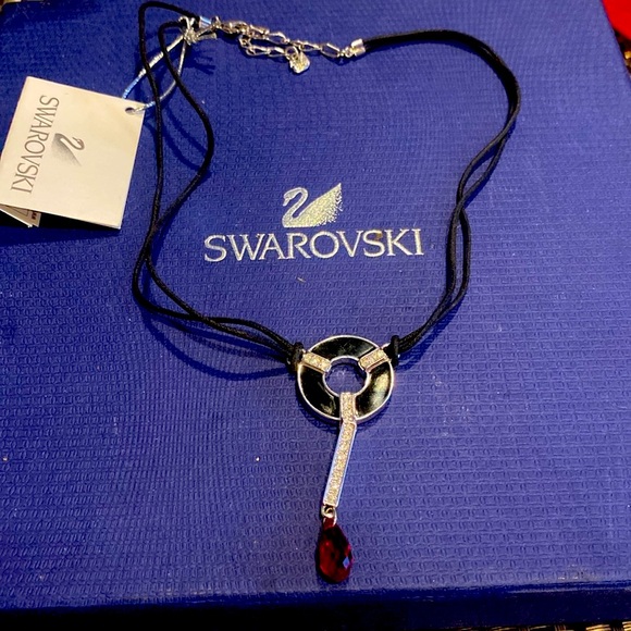 Swarovski Stamped Vintage Leather Sparkling CrystalsAdjustableNecklace NeverUsed